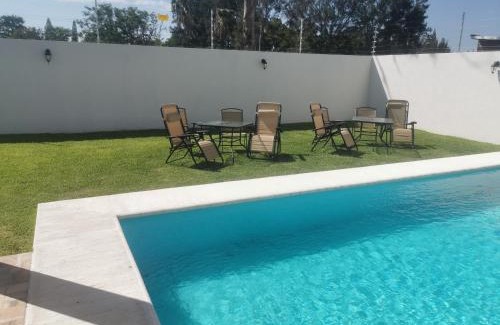 Ayala Casa | Hermosa Casa Alberca Climatizada por Paneles Solares