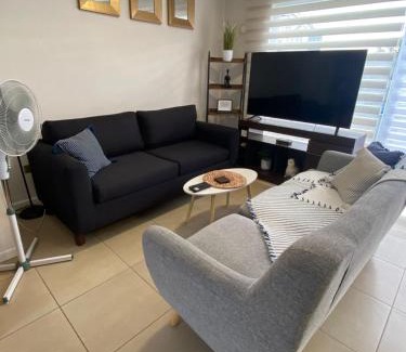 Los Angeles Apartamento | Hermosa casa amoblada dos dormitorios mas dos baños