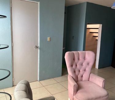 San Juan del Río Casa | Hermosa casa con dos habitaciones y dos baños