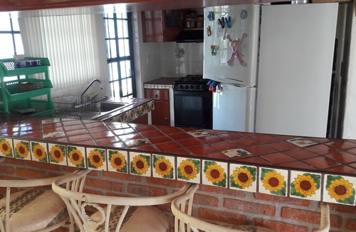 Cajititlán Casa | HERMOSA CASA DE CAMPO EN FRACCIONAMIENTO LA NORIA DE TRES REYES AMPLIA