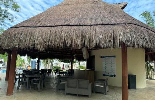Playa del Carmen Casa | Hermosa Casa en Residencial Bali