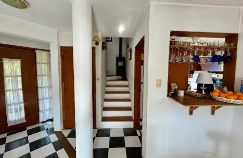 Ciudad de la Costa Casa | Hermosa Casa familiar de 2 pisos con patio amplio
