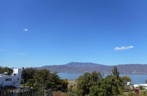 San Cristóbal Casa | Hermosa Casa en Orilla del lago -Zona de villedos-