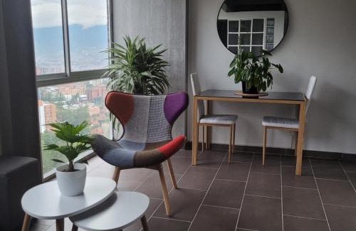 El Tesoro Apartamento | Hermosa Vista Apartamento Poblado Medellín