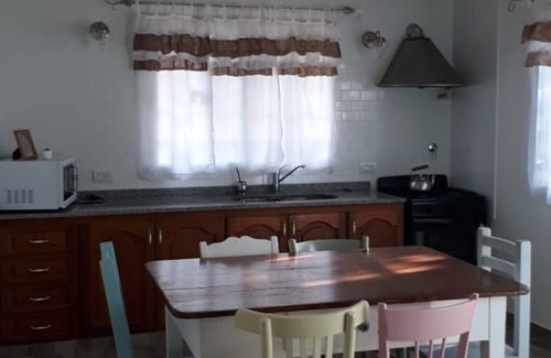 Olavarría Casa | Hermosa y Tranquila Casa - 6 Personas -ideal Para Viajes en Familia y Mascotas