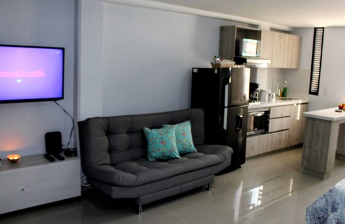 Bello Apartamento | Hermoso Apartaestudio a 3 cuadras de la Estación Metro