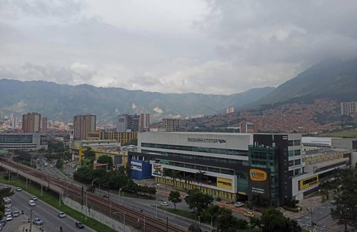Bello Apartamento | Hermoso apartamento cerca Medellín