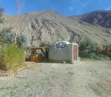Paiguano Otro | Hermoso domo privado para 2 personas con piscina - Cochiguaz- Valle de Elqui
