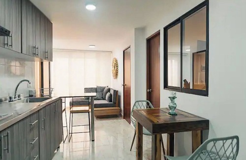 Los Naranjos Casa | Hermoso y cómodo apartamento en El Poblado!!!