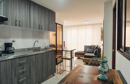 Los Naranjos Casa | Hermoso y cómodo apartamento en El Poblado!!!