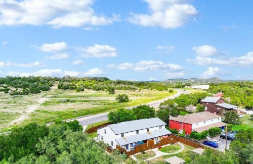 Canyon Lake Casa | Heroes Lair at Coddiwomple Cottages