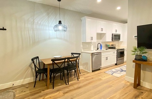 Port St. Joe Cabaña | "Heron Cottage" is a pet friendly, 1 bed, 1 1/2 bath unit accommodating 4 guests. Community Pool.