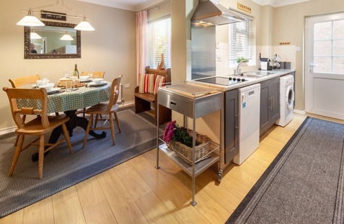 Castle Acre Apartamento | Heron Cottage - sleeps 4 guests in 2 bedrooms