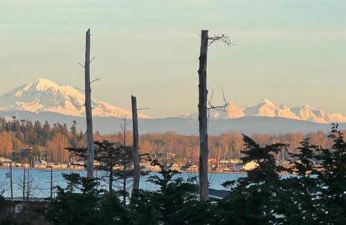 Lummi Island Casa | Heron's Landing