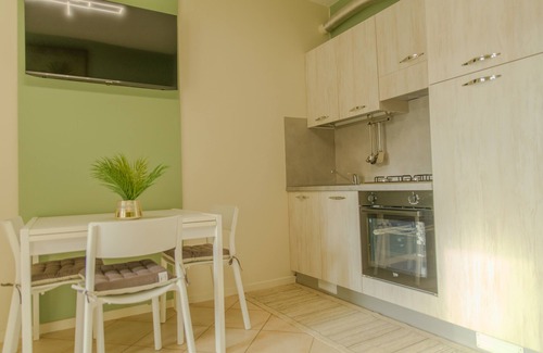 Lonato del Garda Apartamento | Herringbone Court