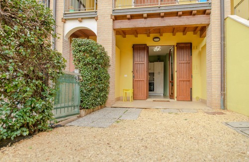 Lonato del Garda Apartamento | Herringbone Court