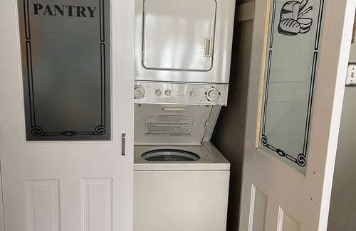 Palmyra Casa | Hershey Park and amenities 2 miles away!
