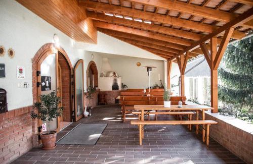 Mecseknadasd Casa | Hetényi Apartmanház és Birtok