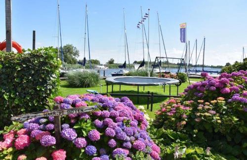Sneek Casa | Het Toppunt groot vakantiehuis aan het water