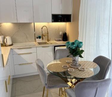 Pogorzelica Apartamento | HEVENIA Apartament Gold Papi & Zaleś Pogorzelica