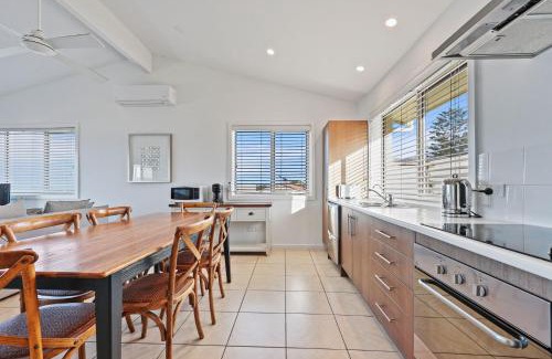 Port Elliot Casa | Hey Boomer - 2-8 Railway Tce, Port Elliot