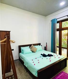 Devinuwara Casa | Hey Lala Talalla