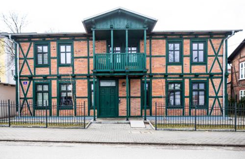 Torun Apartamento | Hey Stay Apartment with private garden