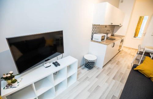 Torun Apartamento | Hey Stay Apartment with private garden