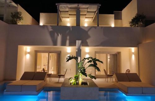 Perissa Hotel | Heyday Luxury Suites