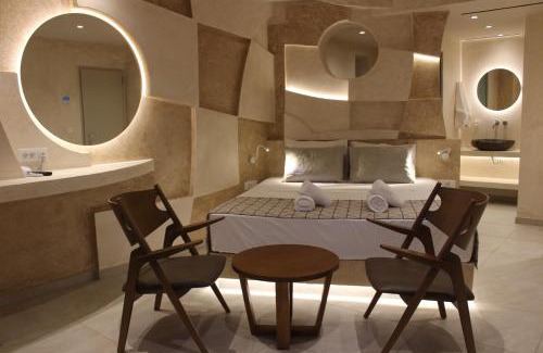 Perissa Hotel | Heyday Luxury Suites