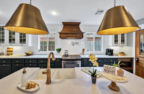 Waco Casa | HGTV's FIXER UPPER "The Plain Jane”