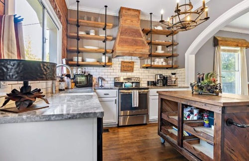 North Waco Casa | Como se ve en FIXER UPPER !!! Little House on the Prairie * Temporada 2 Episodio 1