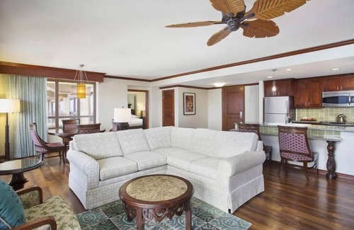 Honolulu Complejo | HGVC The Grand Waikikian, Beachfront Resort & Spa