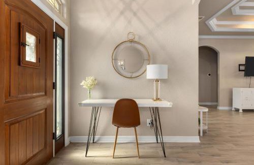 Killeen Casa | HH 7BD Home Family Group Friendly Parking for 9 - Professionally Managed By Stay Albatross