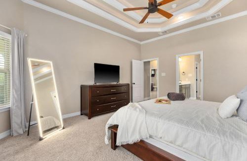 Killeen Casa | HH 7BD Home Family Group Friendly Parking for 9 - Professionally Managed By Stay Albatross