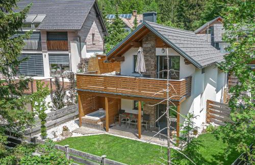 Gozd Martuljek Apartamento | Hiša Katja-Privat wellness