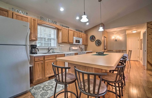 Hiawassee Apartamento | ¡NUEVO! Casa con cubierta en el bosque nacional Chattahoochee