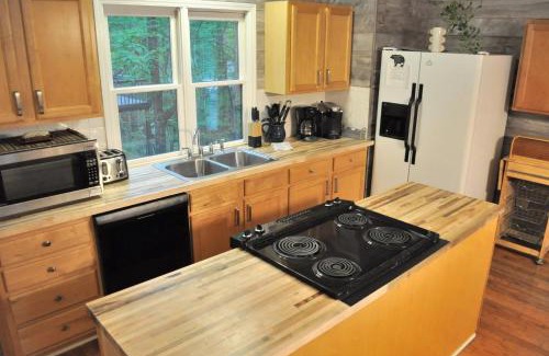 Big Canoe Casa | Hibernation Station - Community Amenities Wooded Views