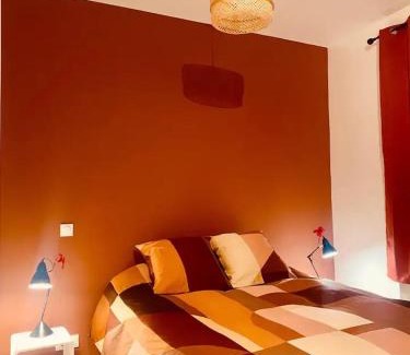 Montargis Apartamento | Hibiscus - Balnéo - Netflix & Chill