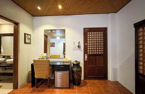 Puerto Princesa City Centre Casa | Hibiscus Garden Resort
