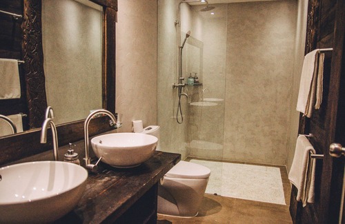 Puerto Princesa City Centre Casa | Hibiscus Garden Resort