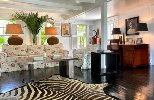 Dunmore Town Casa | Hibiscus Hill Kings Treat - Ultimate Island Style House withPool home