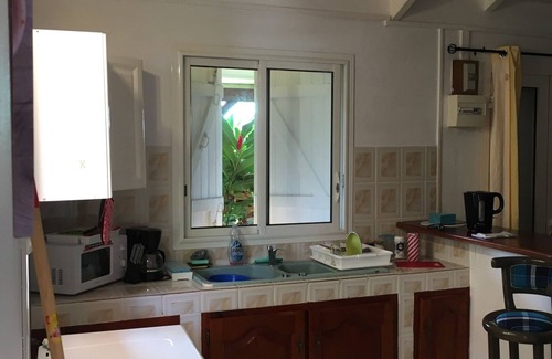 L'Houezel Casa | HIBISCUS HOUSE 2 DORMITORIOS GRANDES