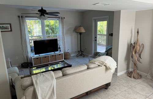 Big Pine Key Casa | Hibiscus House - Heated Pool