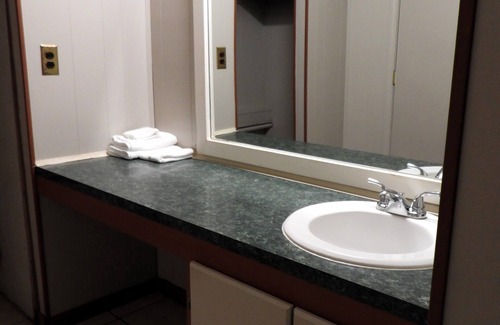 Royal Cabina | Hickory 21