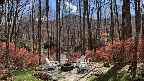 Maggie Valley Casa | Hickory Creek Hideaway