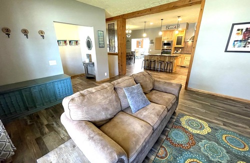 Spring Brook Casa | Hickory Haven @ Spring Brook Resort | Pet Friendly Casa de vacaciones | Dos habitaciones principales