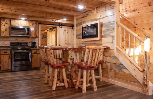 Elizaville Cabina | Hickory Ridge Cabin | 3 Bed, 2 Bath