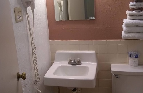 Hico Hotel | Hico Hills Inn
