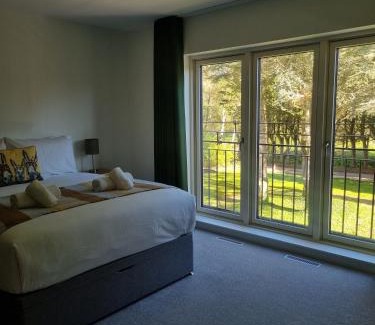 Malahide Casa | Hidden Acres- Deluxe Double Room